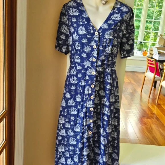New Joanie v neck midi dress size 10 ship print navy & white - Picture 11 of 14